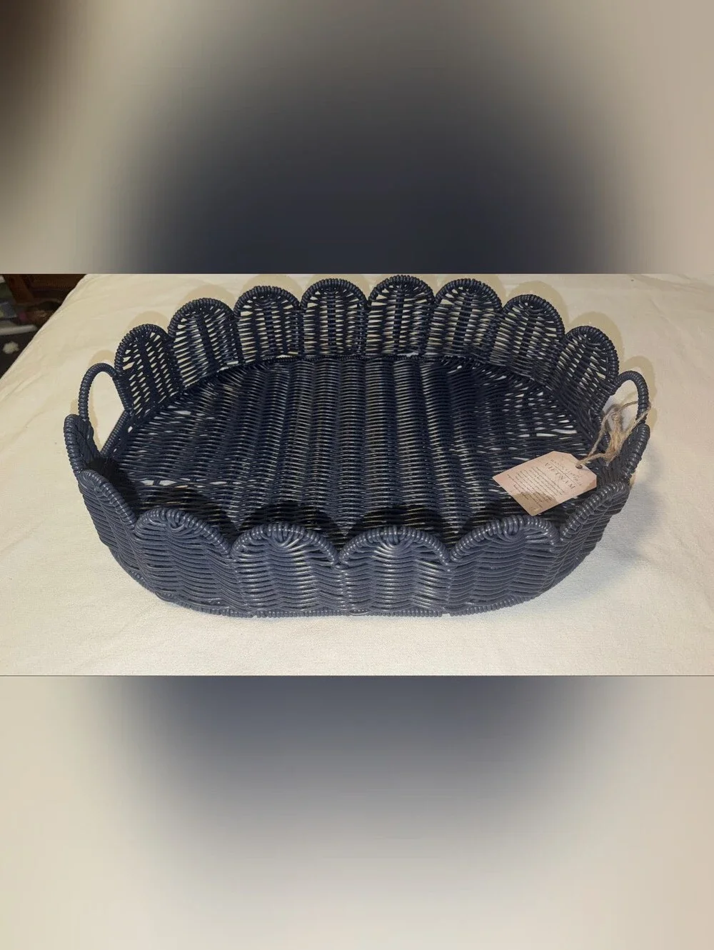 NWT MADE IN VIETNAN Woven Scalloped Edge Serving Tray - Navy Sz 14w 4H 19 L